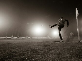 Nach Massenschlägerei: Verband sperrt neun Fußballer Nach Massenschlägerei: Verband sperrt neun Fußballer