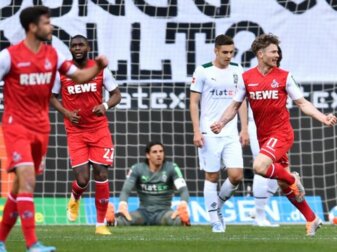 Der Kölner Florian Kainz (r) feiert seinen Treffer zum zwischenzeitlichen 2:0. Der Kölner Florian Kainz (r) feiert seinen Treffer zum zwischenzeitlichen 2:0.