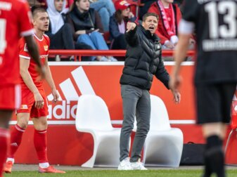 Nahm seine Spieler nach der Niederlage bei Union Berlin in Schutz: Eintracht-Coach Oliver Glasner. Nahm seine Spieler nach der Niederlage bei Union Berlin in Schutz: Eintracht-Coach Oliver Glasner.