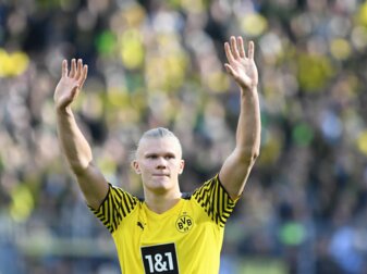 Ist rechtzeitig vor dem Bundesliga-Hit gegen Bayern wieder fit: BVB-Torjäger Erling Haaland. Ist rechtzeitig vor dem Bundesliga-Hit gegen Bayern wieder fit: BVB-Torjäger Erling Haaland.
