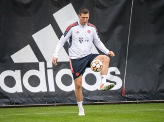 Niklas Süle steht nach einer Grippe vor der Rückkehr in den Kader des FC Bayern München. Niklas Süle steht nach einer Grippe vor der Rückkehr in den Kader des FC Bayern München.