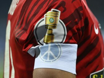 DFB nutzt Pokal-Halbfinale für Friedensappelle DFB nutzt Pokal-Halbfinale für Friedensappelle