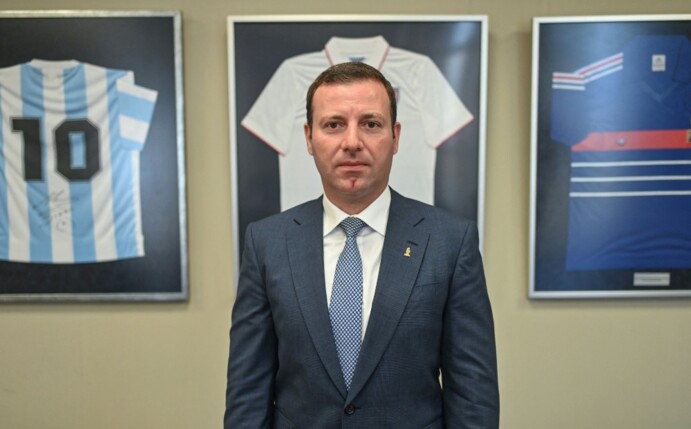 Aserbaidschaner Mammadow wird FIFA-Direktor für Europa