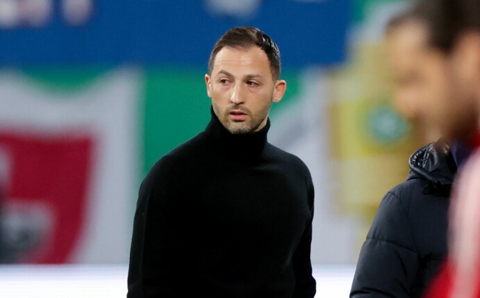 Ändert die Startelf von RB Leipzig im Vergleich zum Gastspiel in Leverkusen auf sechs Positionen: Trainer Domenico Tedesco.