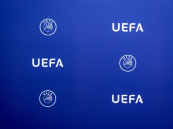 UEFA unterstützt Faninitiative bei der EU UEFA unterstützt Faninitiative bei der EU