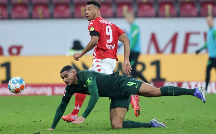 Im Hinspiel gab es einen eindeutigen Sieger. Foto: Christof Koepsel/Getty Images