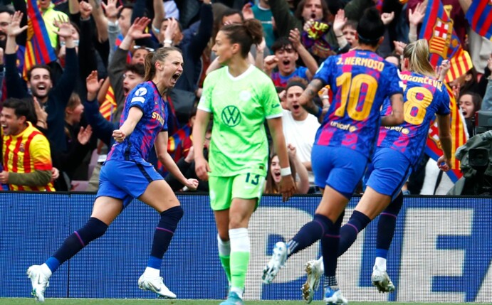 Die Wolfsburger Fußball-Frauen waren beim FC Barcelona letztlich chancenlos.