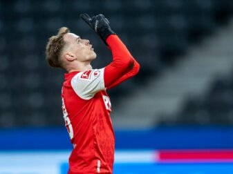 Kölns Ondrej Duda muss aus disziplinarischen Gründen eine Woche lang individuell trainieren. Kölns Ondrej Duda muss aus disziplinarischen Gründen eine Woche lang individuell trainieren.