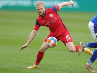 Remis in Aue: Rostock verpasst vorzeitigen Klassenerhalt