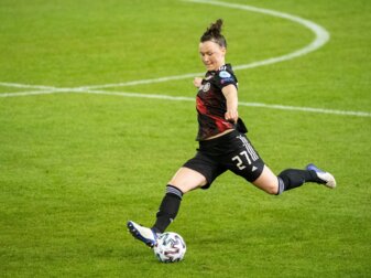 Wechselt vom FC Bayern München zum VfL Wolfsburg: Marina Hegering. Wechselt vom FC Bayern München zum VfL Wolfsburg: Marina Hegering.