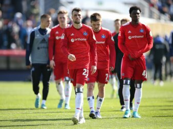 Der Abgang von Alidou (r.) ist fix. Werden drei weitere Spieler um Chakvetadze (m.) ebenfalls gehen? Foto: Cathrin Mueller/Getty Images Der Abgang von Alidou (r.) ist fix. Werden drei weitere Spieler um Chakvetadze (m.) ebenfalls gehen? Foto: Cathrin Mueller/Getty Images
