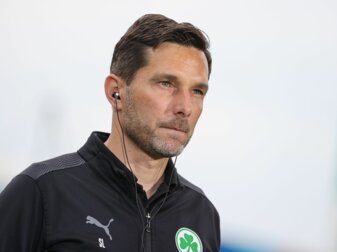 Hannover 96 hat das Interesse am Fürther Trainer Stefan Leitl bestätigt. Hannover 96 hat das Interesse am Fürther Trainer Stefan Leitl bestätigt.