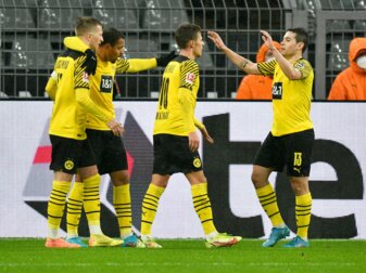 Hazard (2. von rechts) wurde bereits 2018 vom AC Mailand beobachtet. Foto: Sascha Schuermann/AFP via Getty Images Hazard (2. von rechts) wurde bereits 2018 vom AC Mailand beobachtet. Foto: Sascha Schuermann/AFP via Getty Images