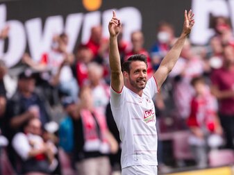 Würde sich über eine Teilnahme des 1. FC Köln an der Conference League freuen: Mark Uth. Würde sich über eine Teilnahme des 1. FC Köln an der Conference League freuen: Mark Uth.