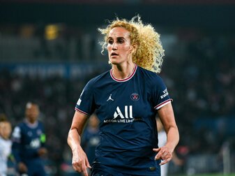 Nach Angriff auf Paris-Fußballerin: Verdächtiger festgenommen Nach Angriff auf Paris-Fußballerin: Verdächtiger festgenommen