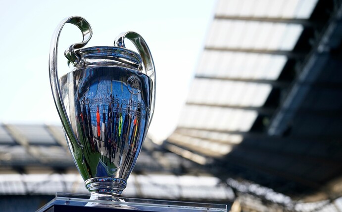 Es gibt Gedankenspiele statt Halbfinals mit Hin- und Rückspielen künftig ein Final-Four-Turnier in der Champions League einzuführen.