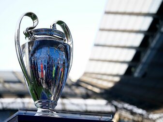Es gibt Gedankenspiele statt Halbfinals mit Hin- und Rückspielen künftig ein Final-Four-Turnier in der Champions League einzuführen. Es gibt Gedankenspiele statt Halbfinals mit Hin- und Rückspielen künftig ein Final-Four-Turnier in der Champions League einzuführen.