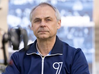 Auch Thon und Helmer für VAR-Reform mit Ex-Profis