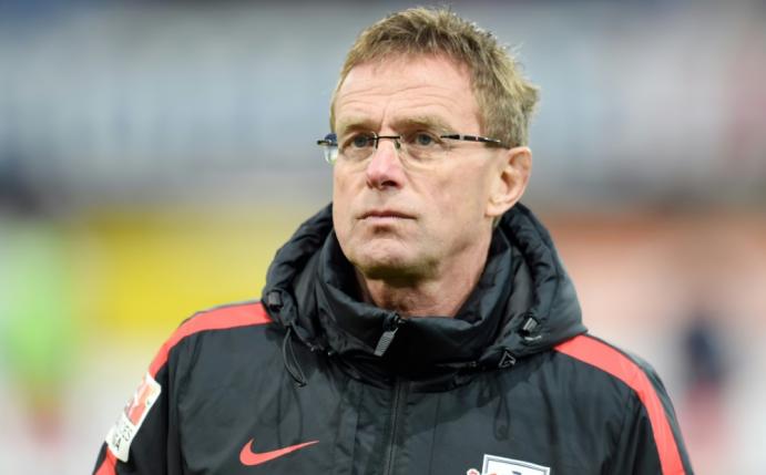 Ralf Rangnick kritisiert Paderborns Spielstil (Quelle: PIXATHLON/SID)