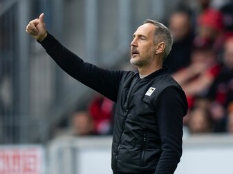 Das Team von Adi Hütter trifft am 11. Mai in einem Testspiel auf die ukrainische Nationalmannschaft. Das Team von Adi Hütter trifft am 11. Mai in einem Testspiel auf die ukrainische Nationalmannschaft.