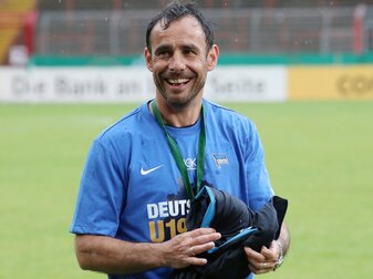 Bayern holen Ex-Nationalspieler Hartmann als U17-Trainer Bayern holen Ex-Nationalspieler Hartmann als U17-Trainer