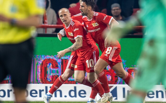 Sven Michel (l) besorgte den Unioner Ausgleich gegen Greuther Fürth.