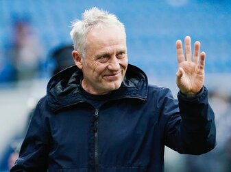 Freiburgs Chef-Trainer Christian Streich gewann mit seiner Mannschaft gegen Hoffenheim.