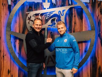 Rostock verlängert mit Mittelfeldspieler Rhein Rostock verlängert mit Mittelfeldspieler Rhein