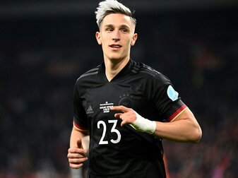 Dortmund verpflichtet Nationalspieler Schlotterbeck Dortmund verpflichtet Nationalspieler Schlotterbeck