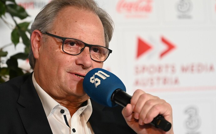 Gerhard Milletich, Chef des Österreichischen Fußball-Bundes (ÖFB), spricht während einer Medienrunde.