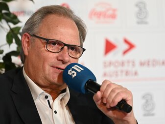Gerhard Milletich, Chef des Österreichischen Fußball-Bundes (ÖFB), spricht während einer Medienrunde. Gerhard Milletich, Chef des Österreichischen Fußball-Bundes (ÖFB), spricht während einer Medienrunde.