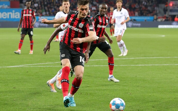 Leverkusen dicht vor Champions-League-Qualifikation