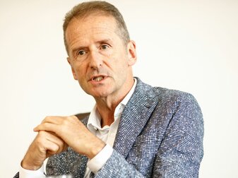 Herbert Diess ist der Vorstandsvorsitzende der Volkswagen AG. Herbert Diess ist der Vorstandsvorsitzende der Volkswagen AG.