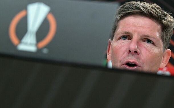 Trainer Oliver Glasner fiebert dem Europa-League-Halbfinale gegen West Ham United entgegen.