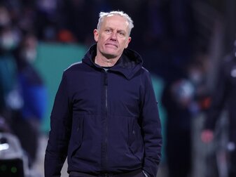 Streich kritisiert Video-Assistenten: "Das ist Wahnsinn" Streich kritisiert Video-Assistenten: "Das ist Wahnsinn"