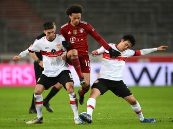 Ohne Sané, aber mit Schale: Der FC Bayern geht in sein letztes Heimspiel 2021/22. Foto: Matthias Hangst/Getty Images Ohne Sané, aber mit Schale: Der FC Bayern geht in sein letztes Heimspiel 2021/22. Foto: Matthias Hangst/Getty Images