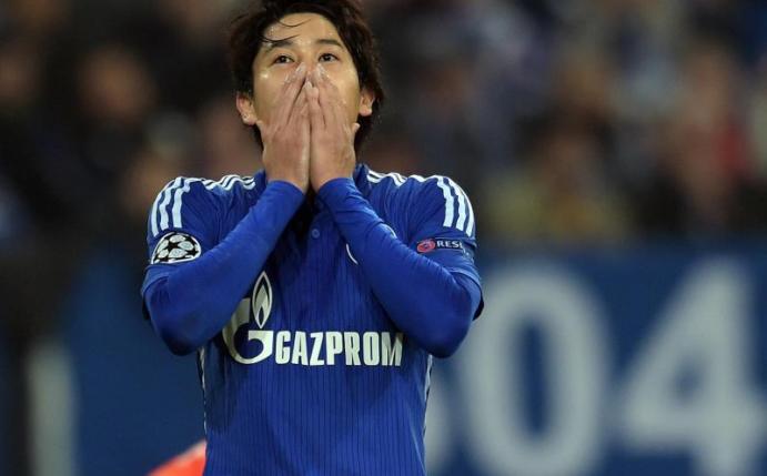 Schalkes Atsuto Uchida wird wohl für den Rest der Saison ausfallen. Foto: Federico Gambarini