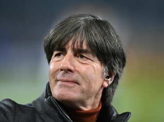 Der ehemalige Bundestrainer Jogi Löw lobt Christian Streich. Der ehemalige Bundestrainer Jogi Löw lobt Christian Streich.