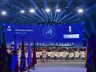 Auf dem UEFA-Kongress werden auch neue Formate für den Fußball diskutiert. Auf dem UEFA-Kongress werden auch neue Formate für den Fußball diskutiert.