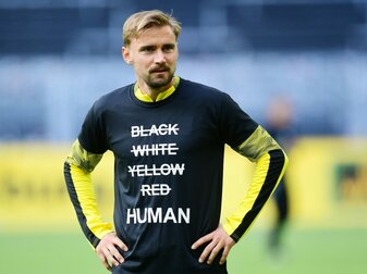 367 Spiele für den BVB: Schmelzer verkündet Karriereende 367 Spiele für den BVB: Schmelzer verkündet Karriereende