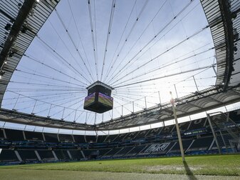 Die Stadt Frankfurt will sich um das Finale der Europa League im Jahr 2026 bemühen. Die Stadt Frankfurt will sich um das Finale der Europa League im Jahr 2026 bemühen.