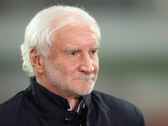 Völler hält nichts von Play-offs in der Bundesliga Völler hält nichts von Play-offs in der Bundesliga