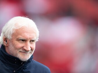Hört am Ende des Saison bei Bayer 04 Leverkusen auf: Rudi Völler.