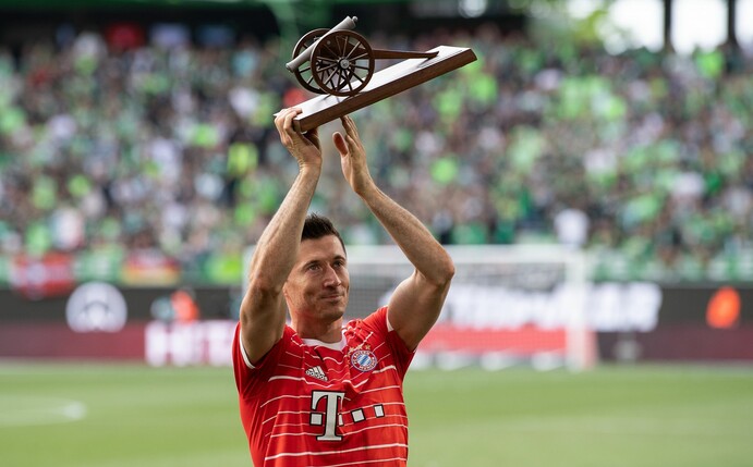 War es ein Abschied? Bayerns Robert Lewandowski könnte bald ein anderes Trikot tragen.