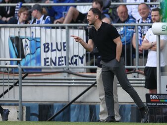 Leipzigs Trainer Domenico Tedesco will noch nicht über das Pokalfinale sprechen.