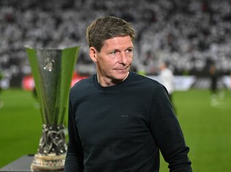 Eintracht-Cheftrainer Oliver Glasner wird das Abschlusstraining seiner Mannschaft wieder in Frankfurt abhalten.