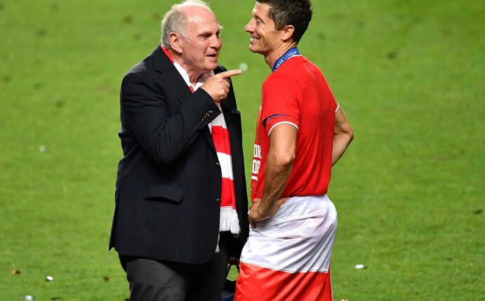 Hoeneß hält Verlängerung mit Lewandowski für möglich