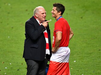 Hoeneß hält Verlängerung mit Lewandowski für möglich Hoeneß hält Verlängerung mit Lewandowski für möglich