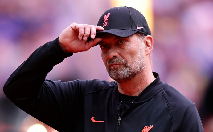 Der FC Liverpool liegt zwei Spieltage vor Saisonende bei einem absolvierten Spiel weniger vier Punkte hinter Manchester City.