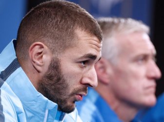 Karim Benzema sei im Moment nicht nominierbar. (Didier Deschamps) Foto: Yoan Valat Karim Benzema sei im Moment nicht nominierbar. (Didier Deschamps) Foto: Yoan Valat